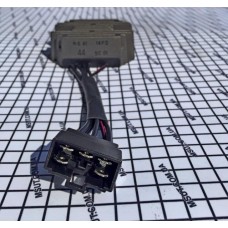 Регулятор напряжения SUZUKI AN250 провод 5 конт.